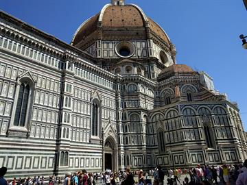 Italy-Florence-duomo-exterior